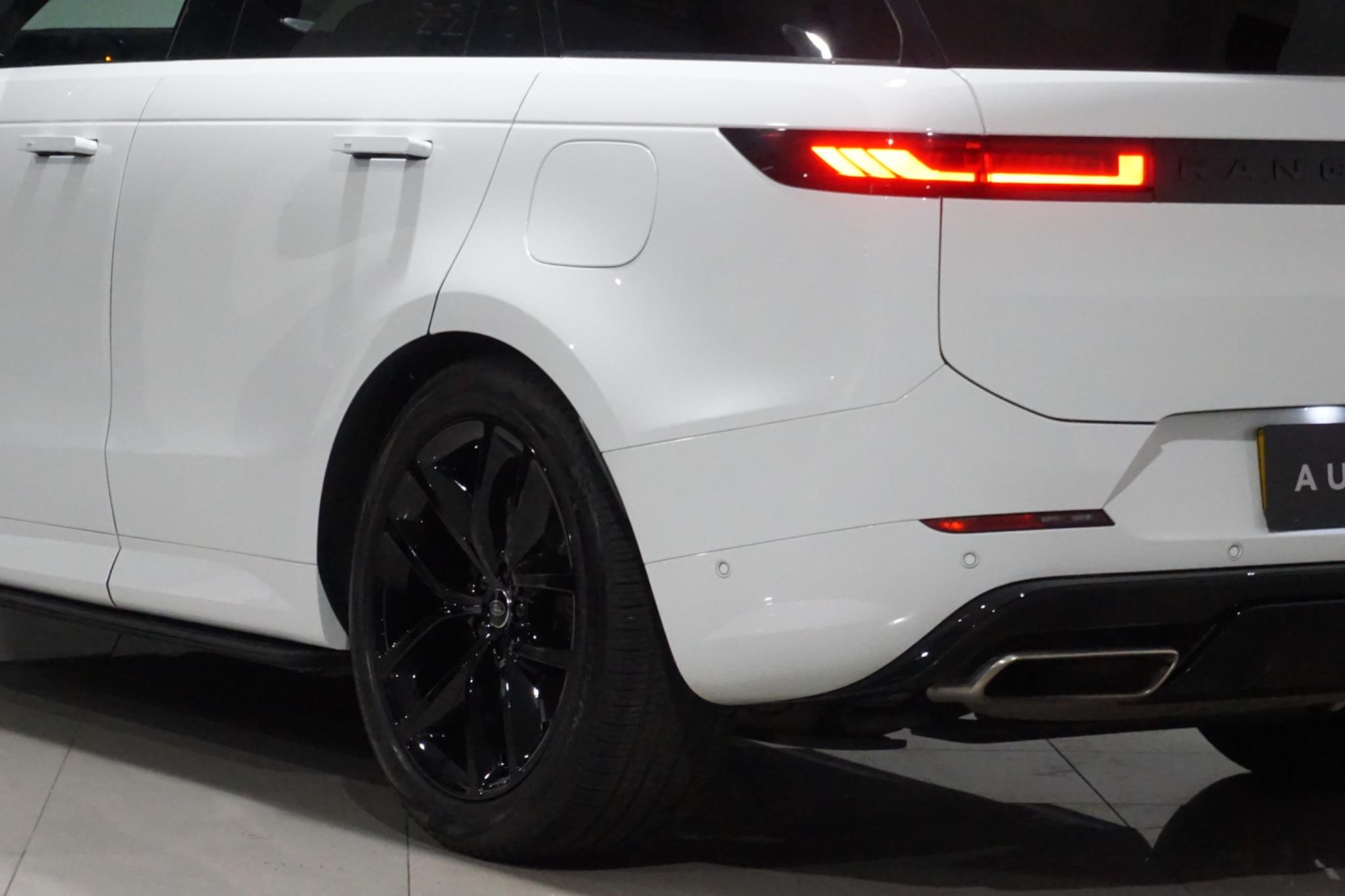 Land Rover Range Rover Sport 3.0 P440e 38.2kWh Dynamic SE Auto 4WD Euro 6 (s/s) 5dr